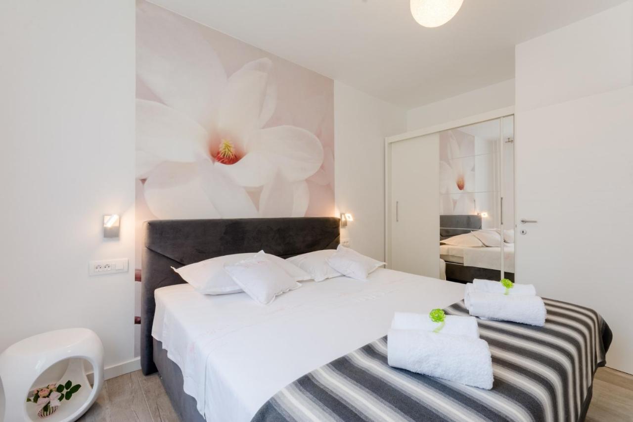 Apartments Niro Split Exteriör bild