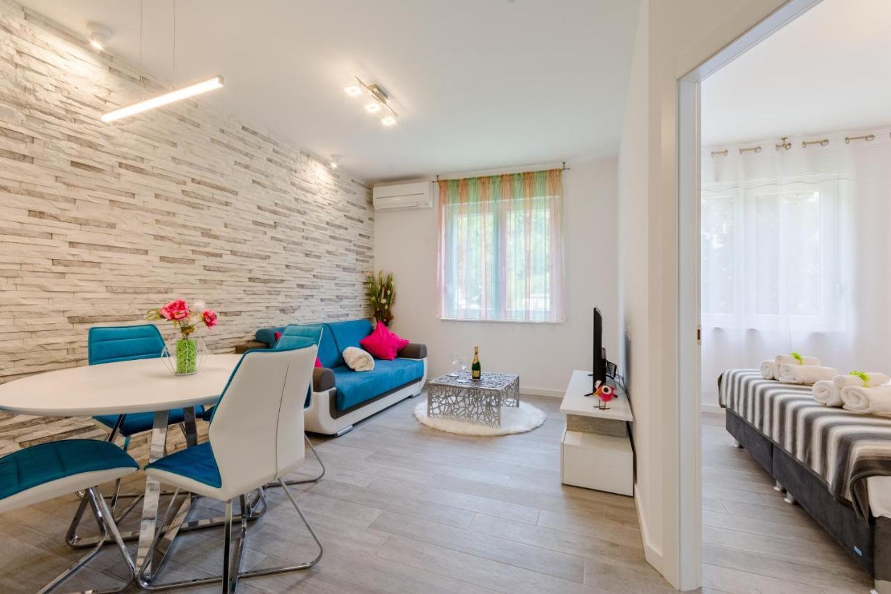 Apartments Niro Split Exteriör bild